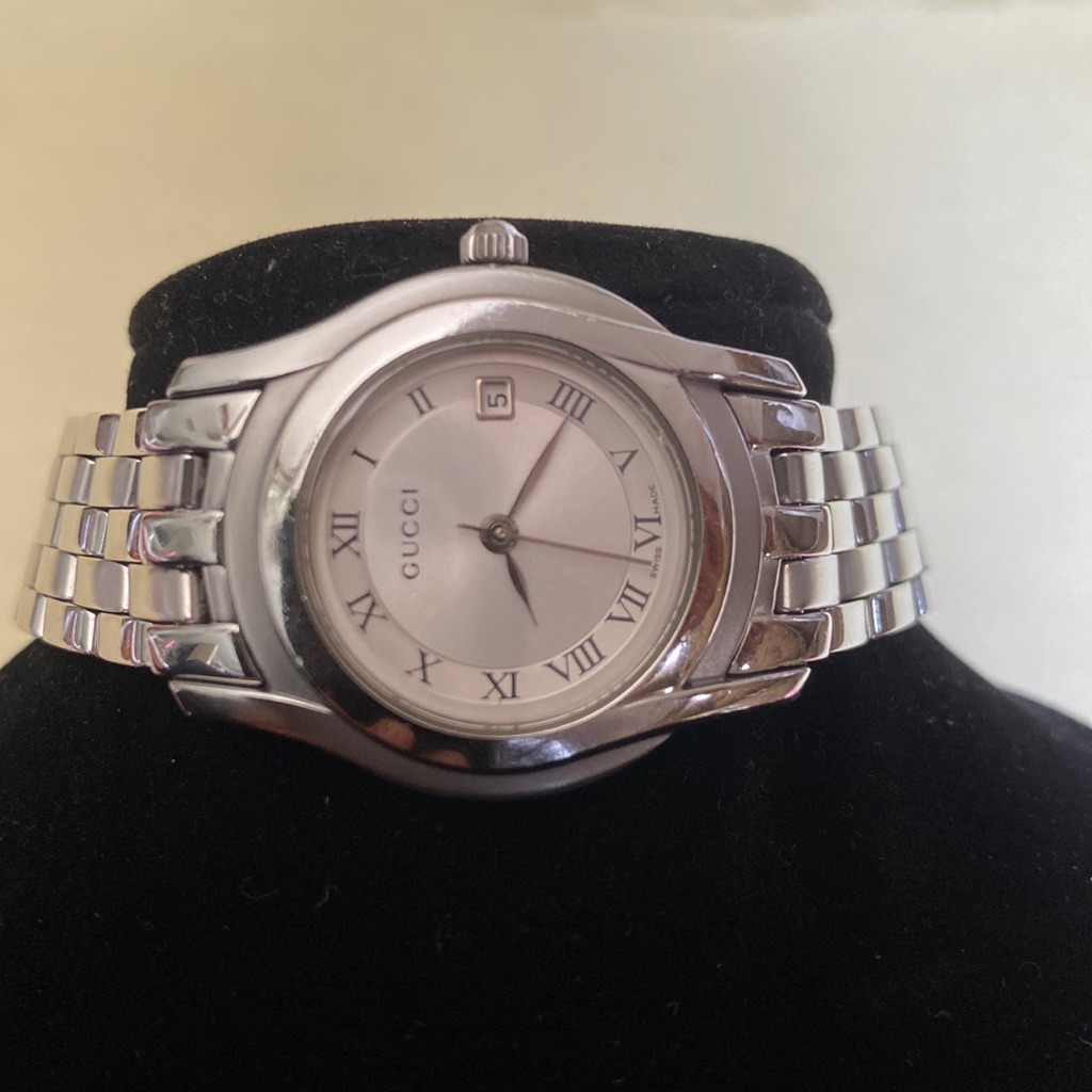 Gucci 5500l Date Adjust Silver Dial Stainless Steel Water Resistant